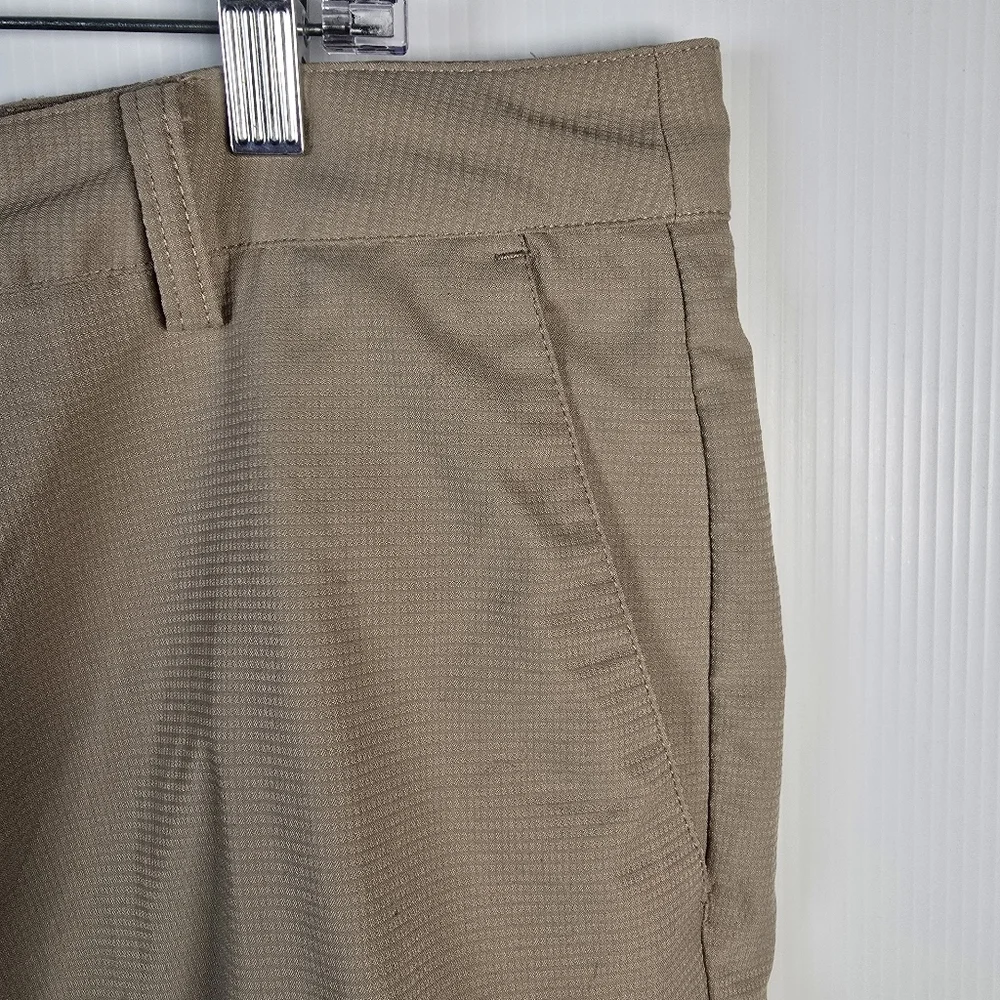 Adidas Mens ClimaCool Beige Golf Flat Front Shorts Polyester Athletic Size 36